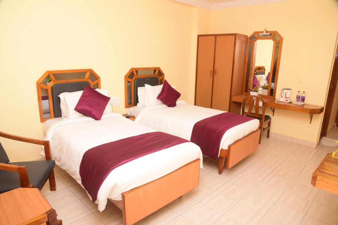 Hotel Vijaya Residency Anakāpalle Exterior foto